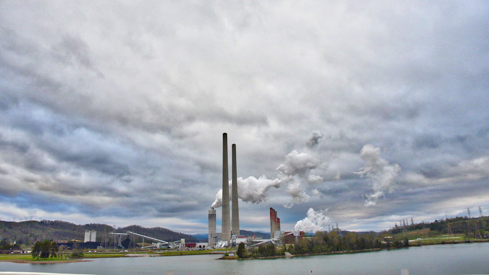 TVA coal-fired power plant beneath a cloudy sky.